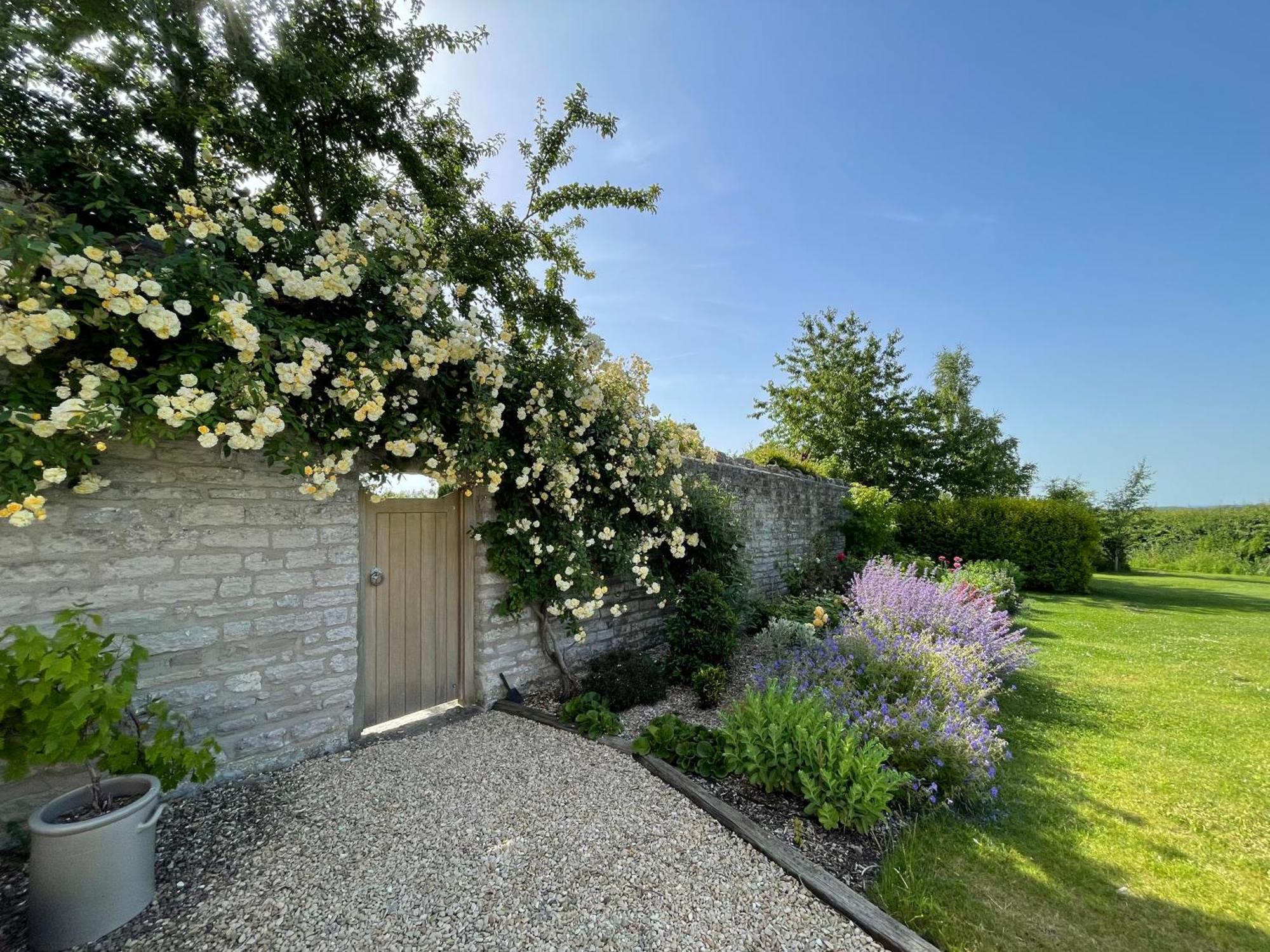 Yew Tree Cottage Shepton Mallet Eksteriør billede